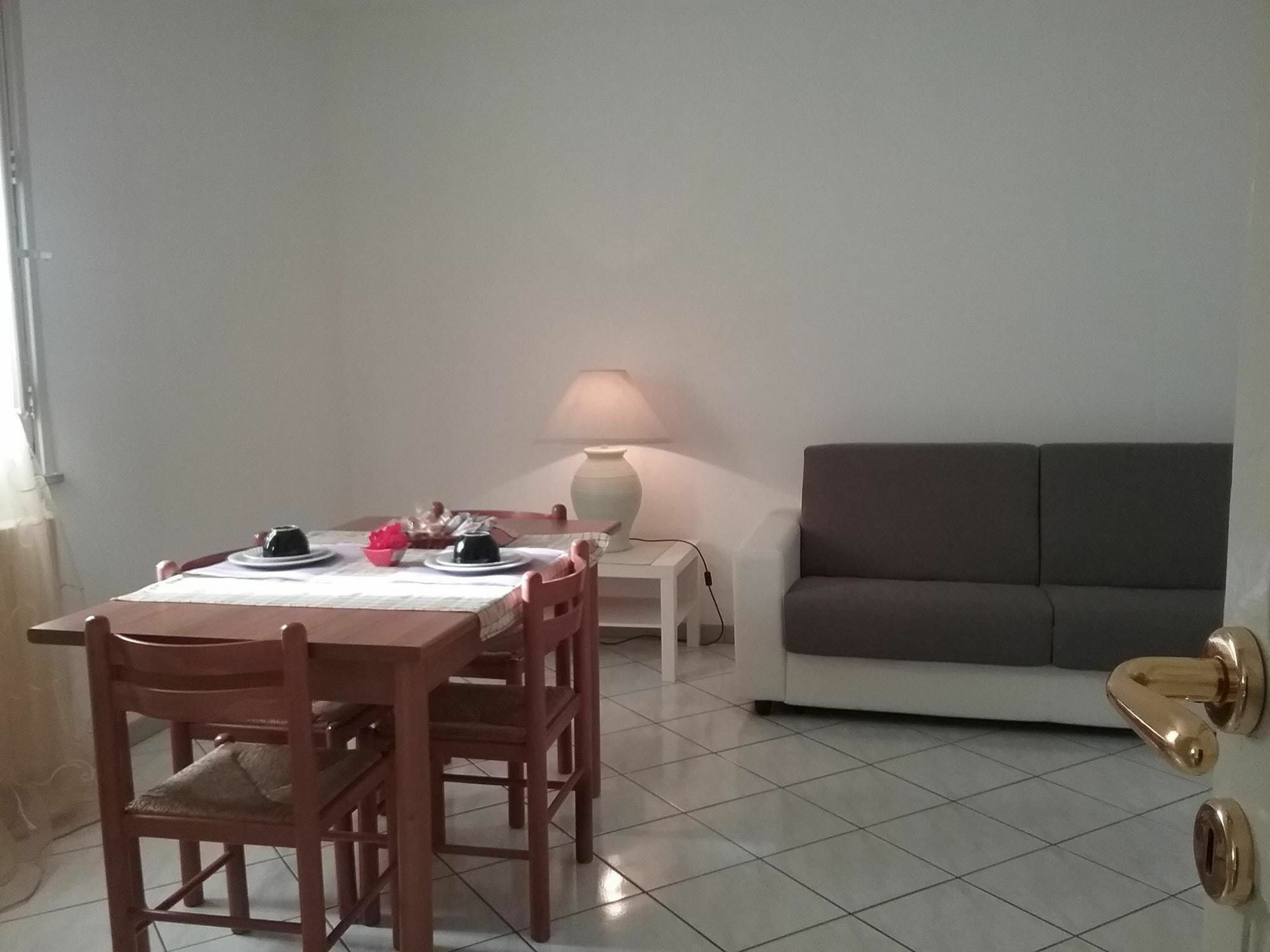 With One Bedroom In Lecce, With Wifi - 10 Km From The *